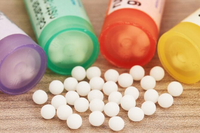 Alzheimer > Protocole > Homéopathie Albert-Claude Quemoun